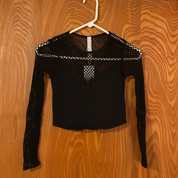 NWT Long Sleeve Fishnet Crop Top (S/M) - Picture 2 of 7